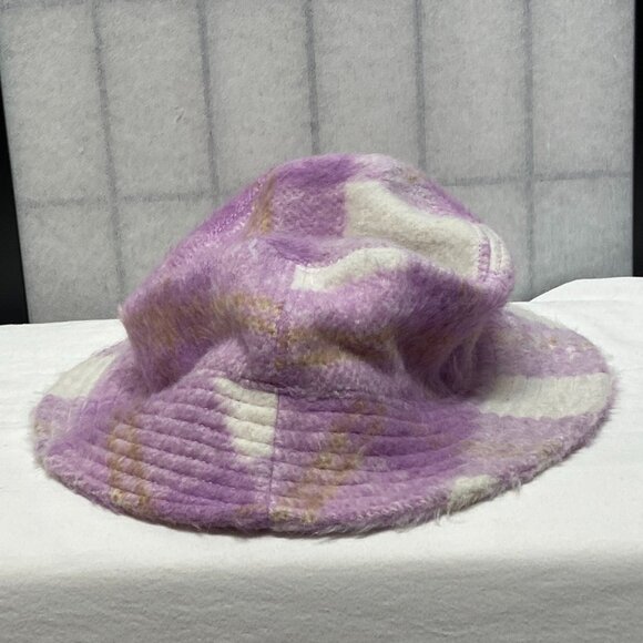 Cat & Jack Kid's Satin Lined Buffalo Plaid Fuzzy Wool Blend Bucket Hat NWT - Picture 3 of 9